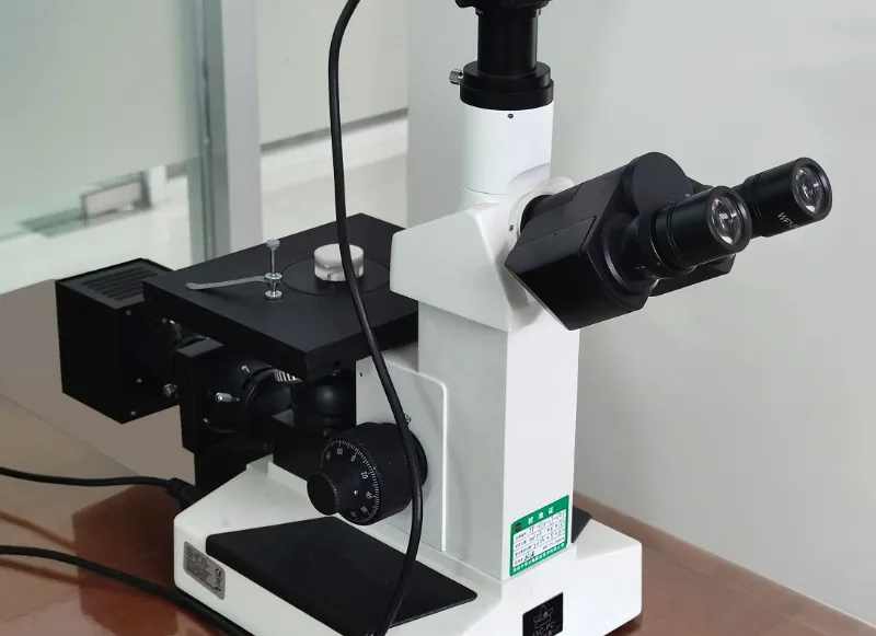 トップカットの製造施設