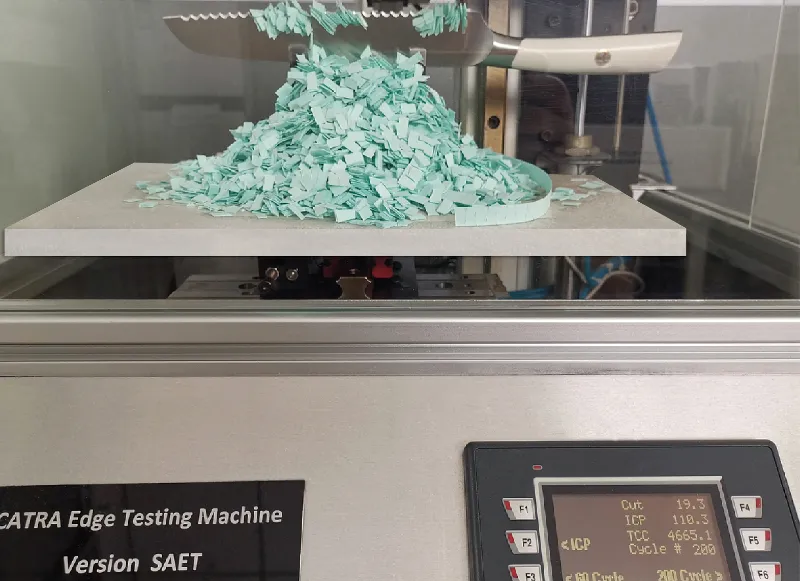 トップカットの製造施設