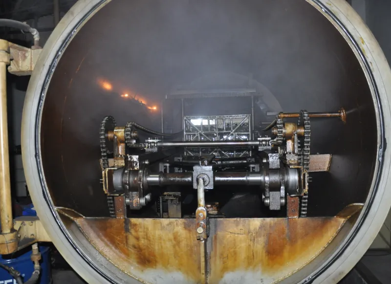 トップカットの製造施設